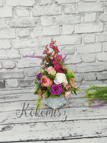 Dekoracja kwiatowa - fuksja 1.jpg