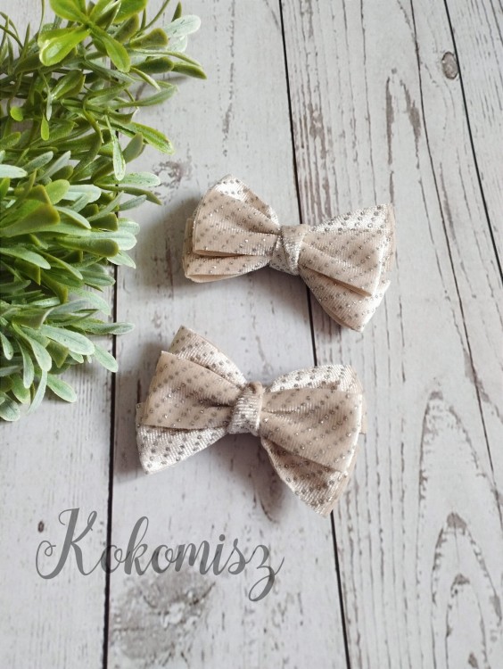 Welurowe kokardki - kremowe z srebrnymi drobinkami .jpg